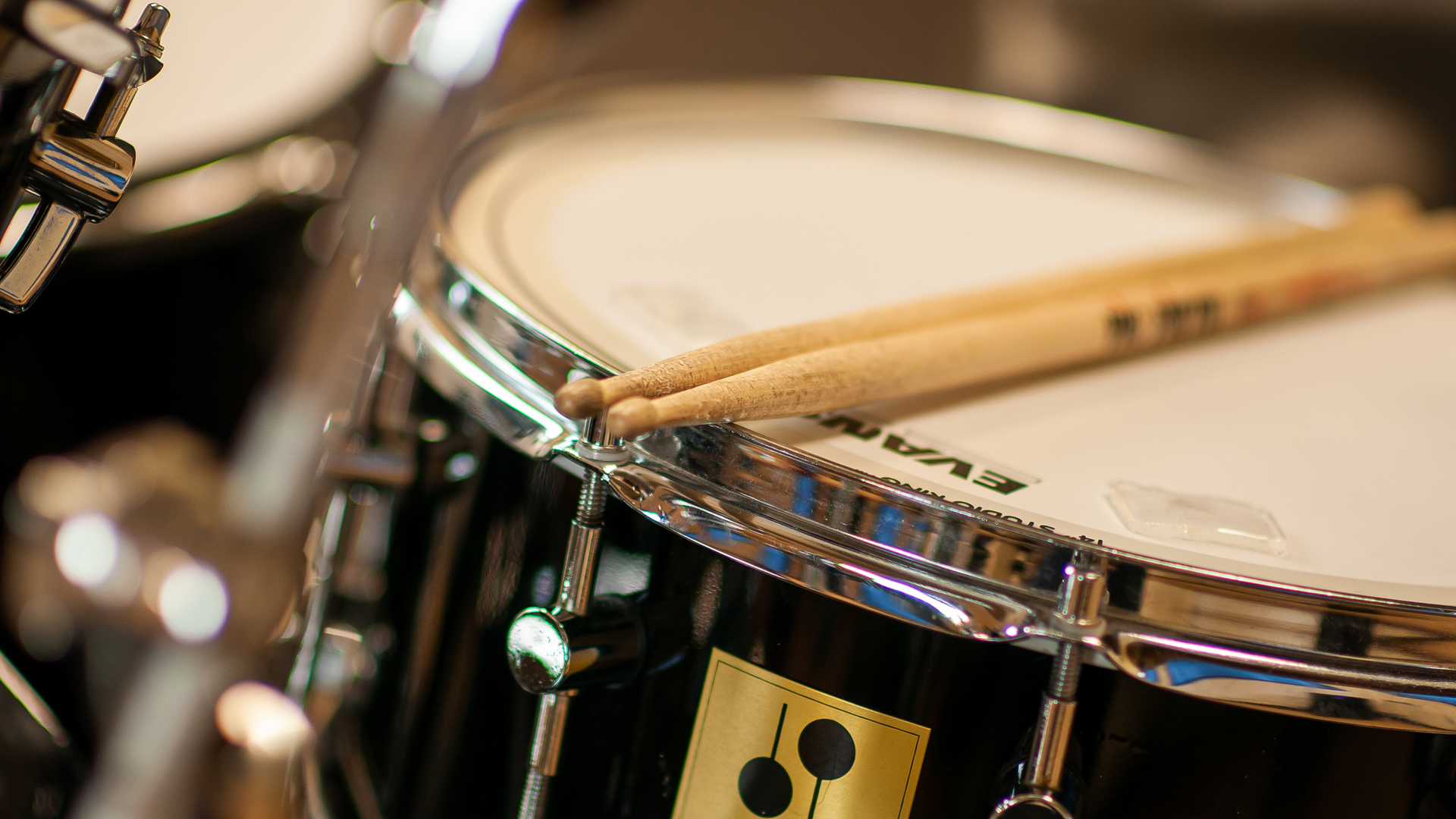 Are you looking to arrange drum lessons for kids?