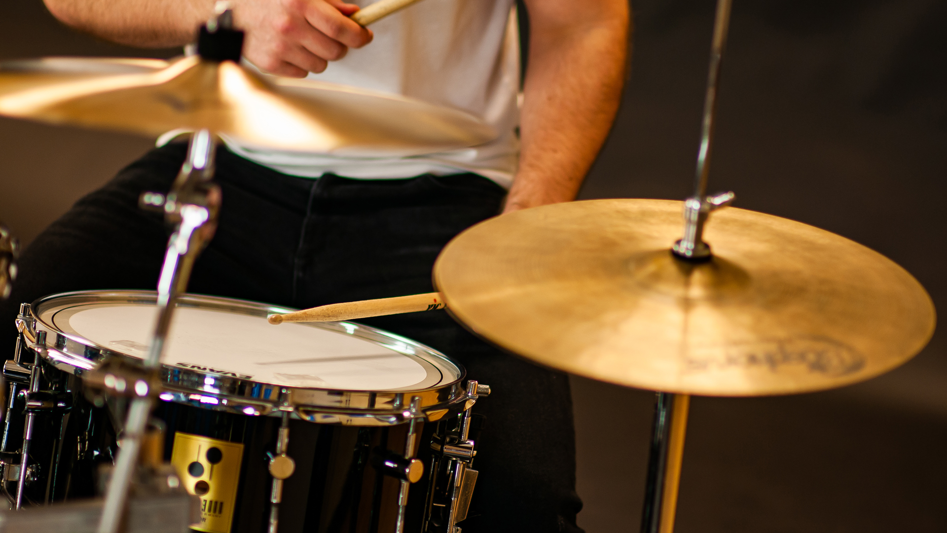 Learn to play the drums for fun or to take graded exams